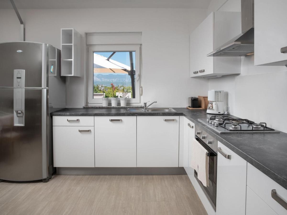 Holiday Home Lavendel - Mlk159 By Interhome Dobrinj Exterior foto